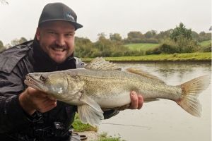 THE BEST ZANDER LURE FOR FISHING CANALS
